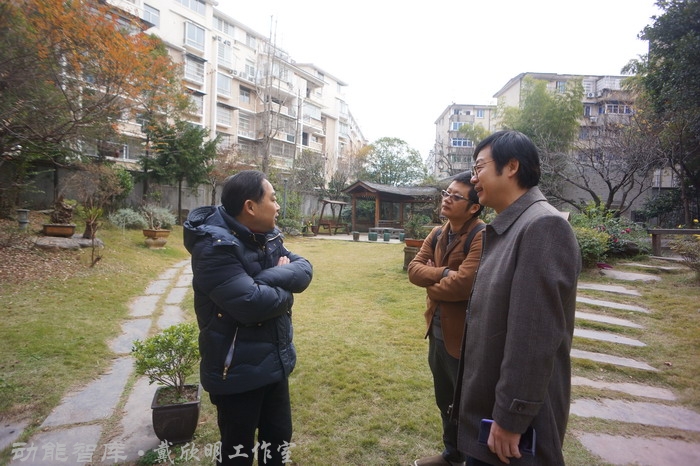 景德鎮戰略新高度 戴欣明工作室案例 習主席景德鎮 景德鎮國家陶新瓷文化傳承創試驗區  對外文化交流新平台 動能智庫  戴欣明工作室 景德鎮重回世界陶瓷中心 產業升級策劃 景德鎮兩地一中心 創新產業升級 產業定位策劃 城市區域規劃設計策劃 產業園規劃策劃運營