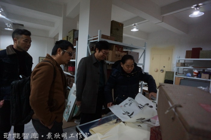 景德鎮戰略新高度 戴欣明工作室案例 習主席景德鎮 景德鎮國家陶新瓷文化傳承創試驗區  對外文化交流新平台 動能智庫  戴欣明工作室 景德鎮重回世界陶瓷中心 產業升級策劃 景德鎮兩地一中心 創新產業升級 產業定位策劃 城市區域規劃設計策劃 產業園規劃策劃運營