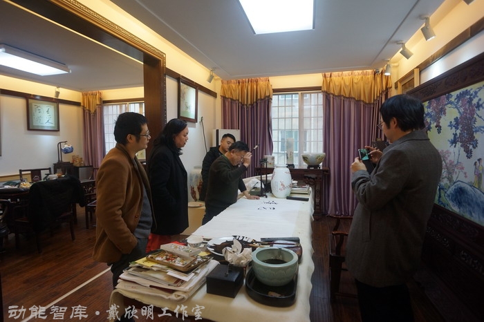 景德鎮戰略新高度 戴欣明工作室案例 習主席景德鎮 景德鎮國家陶新瓷文化傳承創試驗區  對外文化交流新平台 動能智庫  戴欣明工作室 景德鎮重回世界陶瓷中心 產業升級策劃 景德鎮兩地一中心 創新產業升級 產業定位策劃 城市區域規劃設計策劃 產業園規劃策劃運營