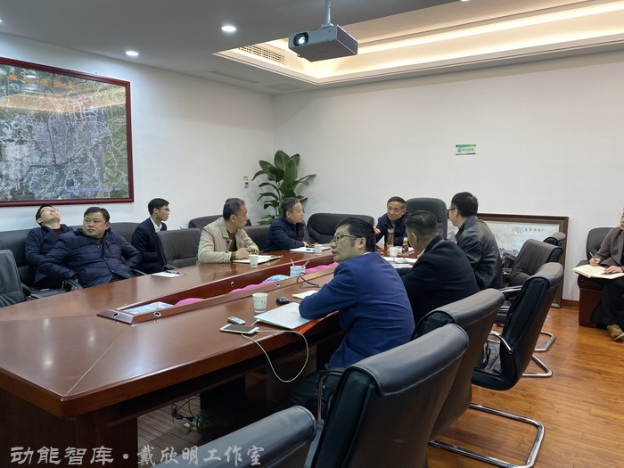 景德鎮戰略新高度 戴欣明工作室案例 習主席景德鎮 景德鎮國家陶新瓷文化傳承創試驗區  對外文化交流新平台 動能智庫  戴欣明工作室 景德鎮重回世界陶瓷中心 產業升級策劃 景德鎮兩地一中心 創新產業升級 產業定位策劃 城市區域規劃設計策劃 產業園規劃策劃運營