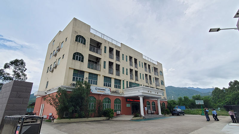 動能智庫-戴欣明工作室   文創基地 戴欣明團隊部分成員 前海四季康養管理（深圳）有限公司，深圳市前海動能投資有限公司