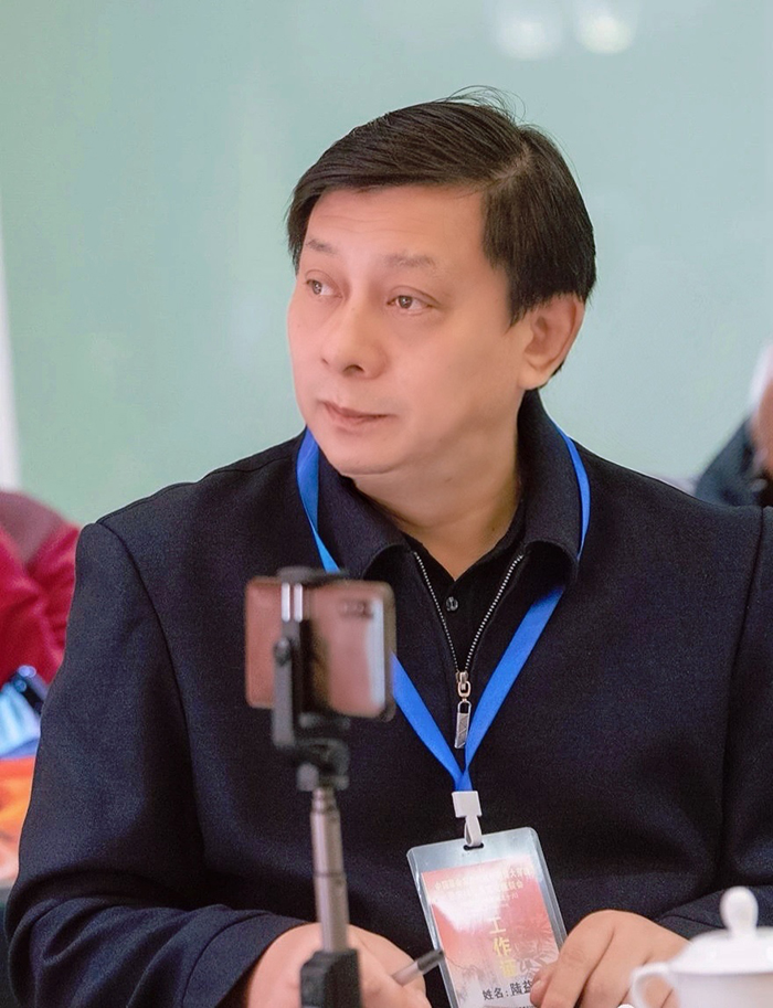 陸益輝  華耀世紀文旅集團  動能智庫 戴欣明工作室