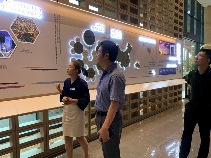 廈門發展四季康養   戴欣明 新媒體學院院長蔡恒兒  動能智庫 戴欣明工作室 蔡恒兒工作室 “大健康”正成為地產轉型風向標 廈門考察了古湖小鎮 漳州建發山外山項目 四季康養定位策劃 商業地產 商業地產定位策劃 商業地產運營 特色小鎮戰略定位 產業園定位策劃 人文商業地產策劃 文旅小鎮策劃定位 鄉村旅遊策劃定位 商業街策劃定位 城市綜合體策劃 古鎮古城策劃定位 文旅項目規劃策劃