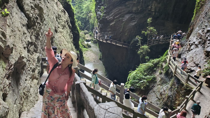 重慶南川區永隆山開發定位策劃 中國四季康養 南川城市產業升級 動能智庫考察  重慶南川城市定位規劃升級 重慶南川沿塘水庫定位策劃  紅色文旅小鎮選址 四季康養產業布局  動能智庫 戴欣明工作室 蔡恒兒工作室 動能智庫孫述新 動能智庫鄧肯 動能智庫王方 動能智庫戴玥 助力鄉村振興 紅色文旅小鎮產業升級及戰略布局紅色文旅小鎮選址 四季康養產業布局  四季康養定位策劃 商業地產 商業地產定 商業地產定位策劃 商業地產運營 特色小鎮戰略定位 產業園定位策劃 人文商業地產策劃 文旅小鎮策劃定位 鄉村旅遊策劃定位 商