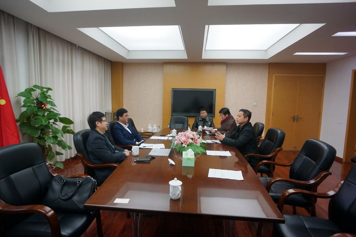 鳳凰衛視專訪戴欣明  中國城市和商業地產管理研究中心主任戴欣明  國際消費中心城市建設試點事宜 中國消費升級迭代 人文四季康養 四季康養小鎮 中國四季康養 南川城市產業升級 動能智庫考察  紅色文旅小鎮定位策劃　南川味道 南川油茶 重慶南川城市定位規劃升級 重慶南川沿塘水庫定位策劃  紅色文旅小鎮選址 四季康養產業布局  動能智庫 戴欣明工作室 蔡恒兒工作室 動能智庫孫述新 動能智庫鄧肯 動能智庫王方 動能智庫戴玥 助力鄉村振興 紅色文旅小鎮產業升級及戰略布局紅色文旅小鎮選址 四季康養產業布局  四季康養定位策劃 商業地產 商