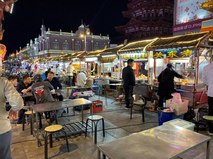 鳳凰衛視專訪戴欣明  中國城市和商業地產管理研究中心主任戴欣明  國際消費中心城市建設試點事宜 中國消費升級迭代 人文四季康養 四季康養小鎮 中國四季康養 南川城市產業升級 動能智庫考察  紅色文旅小鎮定位策劃　南川味道 南川油茶 重慶南川城市定位規劃升級 重慶南川沿塘水庫定位策劃  紅色文旅小鎮選址 四季康養產業布局  動能智庫 戴欣明工作室 蔡恒兒工作室 動能智庫孫述新 動能智庫鄧肯 動能智庫王方 動能智庫戴玥 助力鄉村振興 紅色文旅小鎮產業升級及戰略布局紅色文旅小鎮選址 四季康養產業布局  四季康養