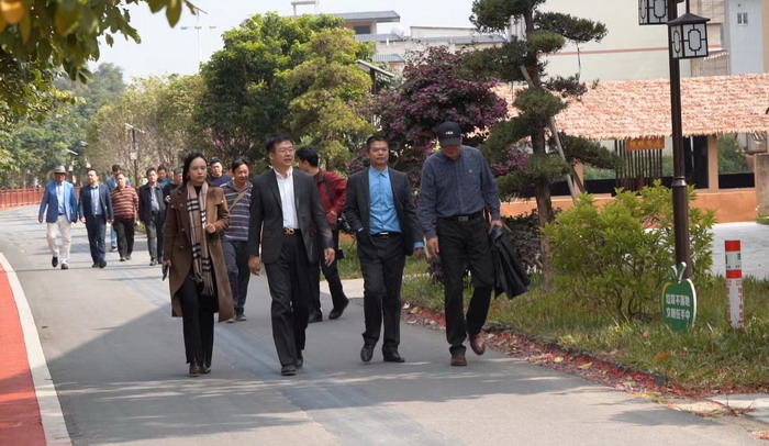 動能智庫 戴欣明 五邦集團  華明有 貴山行旅 上河行旅 歡樂上河 海水康養 酒肆街 四季康養特色文旅小鎮 單產業電商模式打造羅浮山茶產業 四季康養特色文旅小鎮 惠州籌建處揭牌儀 大灣區惠州的大健康產業升級  戴欣明工作室 蔡恒兒工作室  產業園定位策劃  鄉村旅遊策劃定位