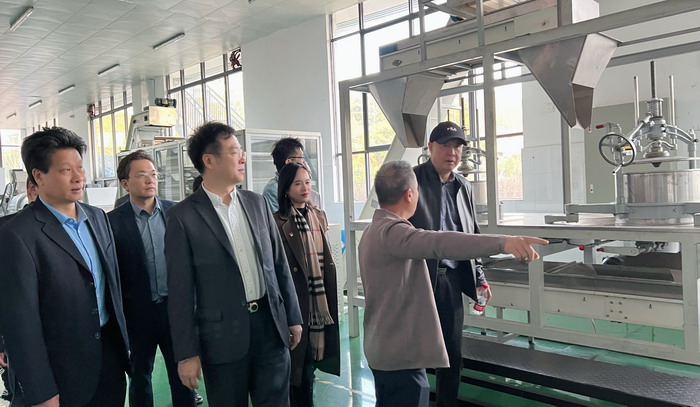 動能智庫 戴欣明 五邦集團  華明有 貴山行旅 上河行旅 歡樂上河 海水康養 酒肆街 四季康養特色文旅小鎮 單產業電商模式打造羅浮山茶產業 四季康養特色文旅小鎮 惠州籌建處揭牌儀 大灣區惠州的大健康產業升級  戴欣明工作室 蔡恒兒工作室  產業園定位策劃  鄉村旅遊策劃定位