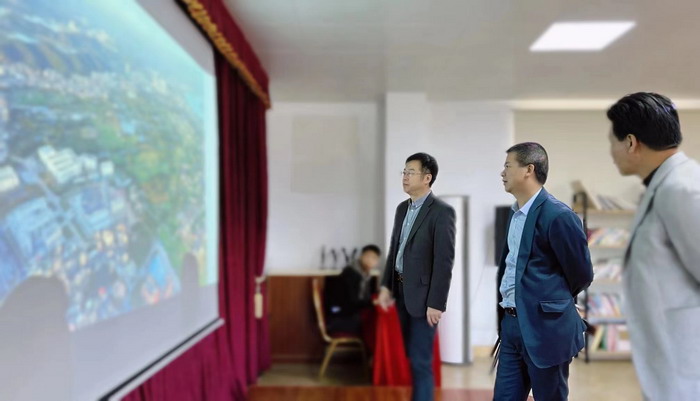 四季康養·貴山行旅、上河行旅在惠州秩序井然地開展 動能智庫 戴欣明 五邦集團  華明有 貴山行旅 上河行旅 歡樂上河 海水康養 酒肆街 四季康養特色文旅小鎮 單產業電商模式打造羅浮山茶產業 四季康養特色文旅小鎮 惠州籌建處揭牌儀 大灣區惠州的大健康產業升級  戴欣明工作室 蔡恒兒工作室  產業園定位策劃  鄉村旅遊策劃定位