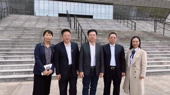 廣東財經大學粵商學院　動能智庫創始人、鳳凰衛視財經評論員戴欣明院長；動能智庫副院長 動能智庫副院長、新媒體學院院長、廣東財經大學粵商學院秘書長蔡恒兒 中國大健康產業 “四季康養產業”模式構建惠州城市更新 動能智庫 戴欣明 五邦集團  貴山行旅 上河行旅 歡樂上河 海水康養 酒肆街 四季康養特色文旅小鎮 單產業電商模式打造羅浮山茶產業 鳳凰衛視財經評論員戴欣明院長　四季康養特色文旅小鎮 惠州籌建處揭牌儀 大灣區惠州的大健康產業升級  戴欣明工作室 蔡恒兒工作室  產業園定位策劃  鄉村旅遊策劃定位