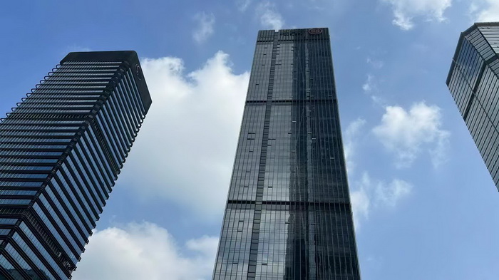 2022中房研究院ICR年會 粵港澳大灣區發展論壇 房地產界大咖雲集 深圳樓市 2022房地產趨勢 動能智庫院長戴欣明 動能智庫副院長新媒體學院院長蔡恒兒 動能智庫合夥人李自豪 秦剛 銅鑼灣廣場董事局主席陳智 房產大象王波一起 四季康養產業超常規發展特色文旅小鎮連鎖 踔厲奮發 篤行不怠 動能智庫 奧特萊斯 新奧萊 大健康 共同富裕 數字奧萊　四季康養文旅小鎮惠州多個項目簽約 惠州五邦集團　酒肆街 四季康養·歡樂上河 四季康養·上河行旅 單產業電商模式