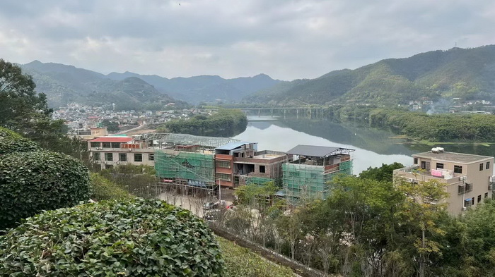 深圳市前海動能投資有限公司一行來到三河壩 動能智庫全國63個紅色特色文旅小鎮選址 沒有三河壩戰役就沒有井岡山會師 大埔是動能智庫紅色文旅小鎮目的地之一 動能智庫團隊考察大埔 百候古鎮 客家文化 中國大健康產業 “四季康養產業”模式構建惠州城市更新 動能智庫 戴欣明 五邦集團  華明有 貴山行旅 上河行旅 歡樂上河 海水康養 酒肆街 四季康養特色文旅小鎮 單產業電商模式打造羅浮山茶產業 四季康養特色文旅小鎮 惠州籌建處揭牌儀 大灣區惠州的大健康產業升級  戴欣明工作室 蔡恒兒工作室  產業園定位策劃  鄉村旅遊策劃定位