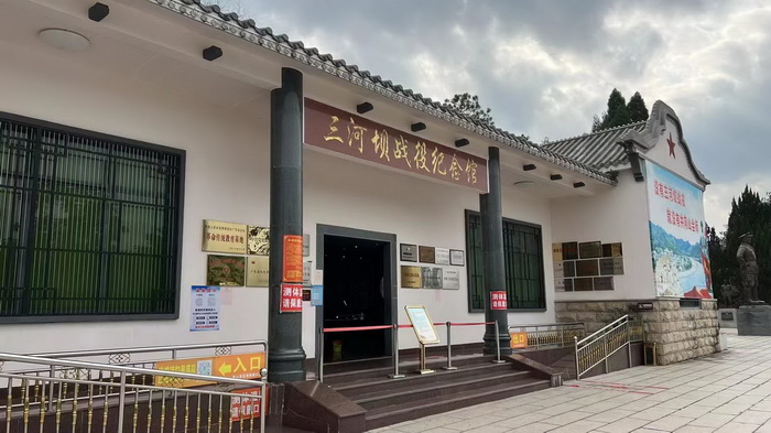 深圳市前海動能投資有限公司一行來到三河壩 動能智庫全國63個紅色特色文旅小鎮選址 沒有三河壩戰役就沒有井岡山會師 大埔是動能智庫紅色文旅小鎮目的地之一 動能智庫團隊考察大埔 百候古鎮 客家文化 中國大健康產業 “四季康養產業”模式構建惠州城市更新 動能智庫 戴欣明 五邦集團  華明有 貴山行旅 上河行旅 歡樂上河 海水康養 酒肆街 四季康養特色文旅小鎮 單產業電商模式打造羅浮山茶產業 四季康養特色文旅小鎮 惠州籌建處揭牌儀 大灣區惠州的大健康產業升級  戴欣明工作室 蔡恒兒工作室  產業園定位策劃  鄉村旅遊策劃定位