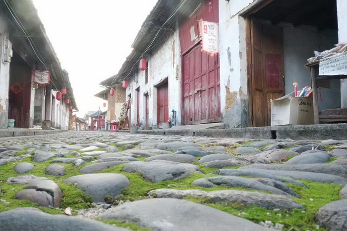 珠璣巷  大健康 鄉村振興 多產業振興 高質量發展 人才振興 特色文旅小鎮 城市更新  新媒體 產業電商 四季康養產業  紅色文旅  非遺傳承 共同富裕 動能智庫 戴欣明 五邦集團  華明有 貴山行旅 上河行旅 歡樂上河 海水康養 酒肆街 四季康養特色文旅小鎮 單產業電商模式打造羅浮山茶產業 四季康養特色文旅小鎮 惠州籌建處揭牌儀 大灣區惠州的大健康產業升級  戴欣明工作室 蔡恒兒工作室  產業園定位策劃  鄉村旅遊策劃定位