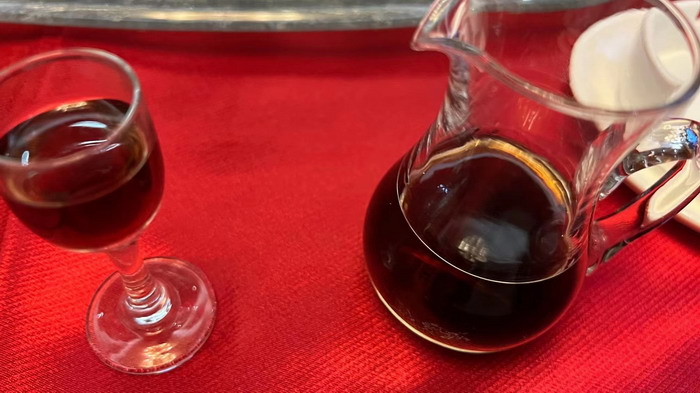 酒肆街品牌管理（深圳）有限公司 酒肆街小酒館 潮客小鎮 柏塘山茶酒肆合 茶產業電商模式再造 鹿湖溫泉似聖水 順縣留隍鎮 恒兒茶 恒兒的茶 酒肆街 酒肆街小酒館 酒肆街啤酒 酒世界紮啤 酒肆街精釀 四季酒肆 大健康 鄉村振興 多產業振興 高質量發展 人才振興 特色文旅小鎮 城市更新  新媒體 產業電商 四季康養產業  紅色文旅  非遺傳承 共同富裕 動能智庫 戴欣明 五邦集團  華明有 貴山行旅 上河行旅 歡樂上河 海水康養 酒肆街 四季康養特色文旅小鎮 單產業電商模式打造羅浮山茶產業 四季康養特色文旅小鎮 惠州籌建處揭牌儀 大灣區惠州的大健康產業升級