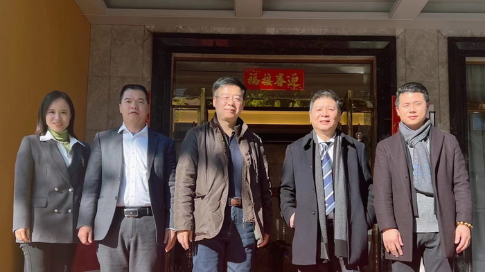 前海四季康養管理 動能智庫 奧特萊斯·新奧萊 大健康 共同富裕 數字奧萊　中國特色文旅小鎮商業街鎮特許經營第一人戴欣明 中國特許經營第一人劉文獻 四季康養文旅小鎮惠州多個項目簽約　黃華錦 國際品牌商業街　數字生活體驗中心　數字康養體驗中心　江邊輕奢酒店　奢侈品創意學院　網紅孵化基地　數字新奧萊網紅直播中心　紅色文化旅遊　元宇宙VRAR場景等項目　助力更多國潮品牌出海　惠州五邦集團　酒肆街 動能智庫蔡恒兒 動能智庫李蓬青 海水康養  四季康養·歡樂上河 四季康養·上河行旅 單產業電商模式 動能智庫院長戴欣明