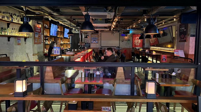 動能團隊 酒肆街品牌管理（深圳）有限公司 酒肆街小酒館 潮客小鎮 柏塘山茶酒肆合 茶產業電商模式再造 鹿湖溫泉似聖水 順縣留隍鎮 恒兒茶 恒兒的茶 酒肆街 酒肆街小酒館 酒肆街啤酒 酒世界紮啤 酒肆街精釀 四季酒肆 大健康 鄉村振興 多產業振興 高質量發展 人才振興 特色文旅小鎮 城市更新  新媒體 產業電商 四季康養產業  紅色文旅  非遺傳承 共同富裕 動能智庫 戴欣明 五邦集團  華明有 貴山行旅 上河行旅 歡樂上河 海水康養 酒肆街 四季康養特色文旅小鎮 單產業電商模式打造羅浮山茶產業 四季康養特色文旅小