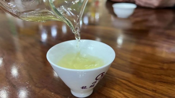 柏塘山茶酒肆合 茶產業電商模式再造 鹿湖溫泉似聖水 順縣留隍鎮 恒兒茶 恒兒的茶 酒肆街 酒肆街小酒館 酒肆街啤酒 酒世界紮啤 酒肆街精釀 四季酒肆 大健康 鄉村振興 多產業振興 高質量發展 人才振興 特色文旅小鎮 城市更新  新媒體 產業電商 四季康養產業  紅色文旅  非遺傳承 共同富裕 動能智庫 戴欣明 五邦集團  華明有 貴山行旅 上河行旅 歡樂上河 海水康養 酒肆街 四季康養特色文旅小鎮 單產業電商模式打造羅浮山茶產業 四季康養特色文旅小鎮 惠州籌建處揭牌儀 大灣區惠州的大健康產業升級  戴欣疫