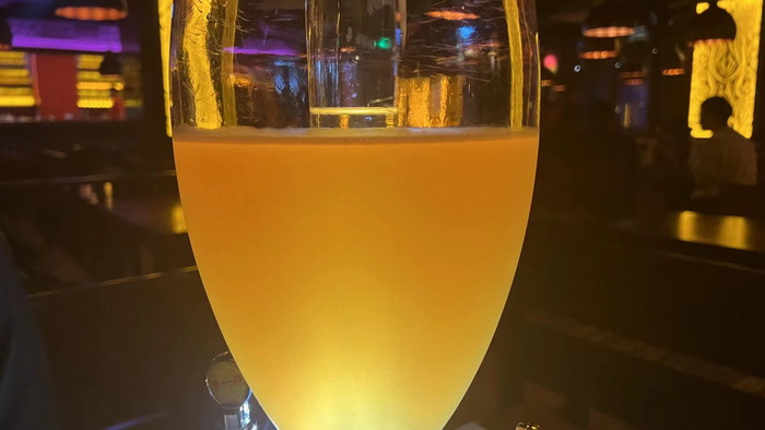 惠州酒肆 啤酒鬥趣 四季康養產業落地惠州  前海四季康養管理（深圳）有限公司 《貴山行旅》 《上河行旅》 《歡樂上河》 【酒肆街】 項目例行會議及產業投資洽談  動能智庫·酒肆街品牌管理（深圳）有限公司惠州紀行 惠州西湖人文情懷　深圳的城中村 嶺南山重創四季 酒肆濁酒鼓樂席 柏塘山茶酒肆合 茶產業電商模式再造 上河行旅 惠州柏塘拾裏茶香品龍頭壹號 鹿湖溫泉似聖水 順縣留隍鎮 恒兒茶 恒兒的茶 酒肆街 酒肆街小酒館 酒肆街啤酒 酒世界紮啤 酒肆街精釀 四季酒肆 大健康 鄉村振興 多產業振興 高質量發展 人才振興 特色文旅小鎮