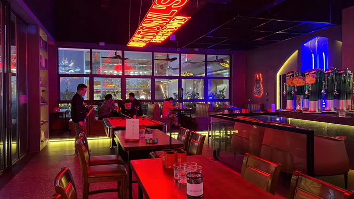 惠州酒肆 啤酒鬥趣 四季康養產業落地惠州  前海四季康養管理（深圳）有限公司 《貴山行旅》 《上河行旅》 《歡樂上河》 【酒肆街】 項目例行會議及產業投資洽談  動能智庫·酒肆街品牌管理（深圳）有限公司惠州紀行 惠州西湖人文情懷　深圳的城中村 嶺南山重創四季 酒肆濁酒鼓樂席 柏塘山茶酒肆合 茶產業電商模式再造 上河行旅 惠州柏塘拾裏茶香品龍頭壹號 鹿湖溫泉似聖水 順縣留隍鎮 恒兒茶 恒兒的茶 酒肆街 酒肆街小酒館 酒肆街啤酒 酒世界紮啤 酒肆街精釀 四季酒肆 大健康 鄉村振興 多產業振興 高質量發展 人才振興 特色文旅小鎮