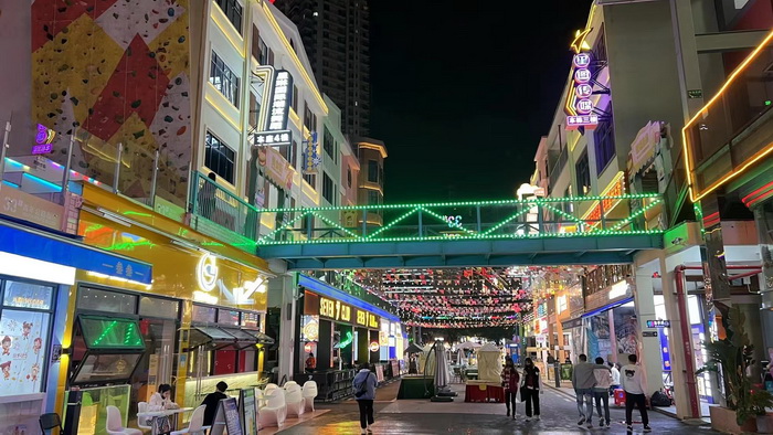 惠州酒肆 啤酒鬥趣 四季康養產業落地惠州  前海四季康養管理（深圳）有限公司 《貴山行旅》 《上河行旅》 《歡樂上河》 【酒肆街】 項目例行會議及產業投資洽談  動能智庫·酒肆街品牌管理（深圳）有限公司惠州紀行 惠州西湖人文情懷　深圳的城中村 嶺南山重創四季 酒肆濁酒鼓樂席 柏塘山茶酒肆合 茶產業電商模式再造 上河行旅 惠州柏塘拾裏茶香品龍頭壹號 鹿湖溫泉似聖水 順縣留隍鎮 恒兒茶 恒兒的茶 酒肆街 酒肆街小酒館 酒肆街啤酒 酒世界紮啤 酒肆街精釀 四季酒肆 大健康 鄉村振興 多產業振興 高質量發展 人才振興 特色文旅小鎮