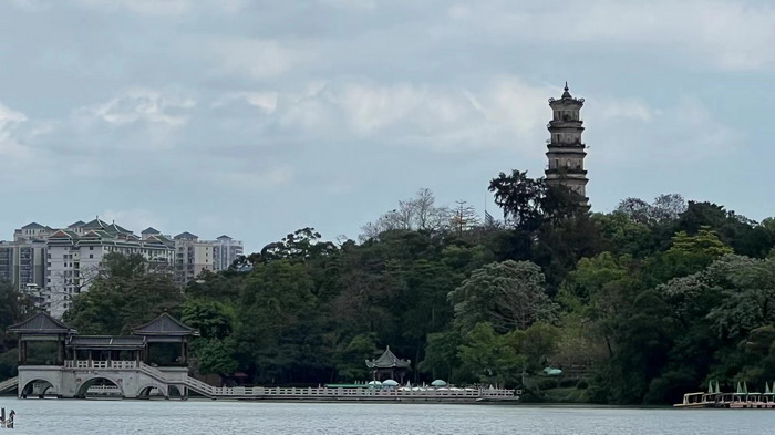 蘇東坡祝枝山在惠州的遺跡 動能智庫·酒肆街品牌管理（深圳）有限公司惠州紀行 惠州西湖人文情懷　深圳的城中村 嶺南山重創四季 酒肆濁酒鼓樂席 柏塘山茶酒肆合 茶產業電商模式再造 上河行旅 惠州柏塘拾裏茶香品龍頭壹號 鹿湖溫泉似聖水 順縣留隍鎮 恒兒茶 恒兒的茶 酒肆街 酒肆街小酒館 酒肆街啤酒 酒世界紮啤 酒肆街精釀 四季酒肆 大健康 鄉村振興 多產業振興 高質量發展 人才振興 特色文旅小鎮 城市更新  新媒體 產業電商 四季康養產業  紅色文旅  非遺傳承 共同富裕 動能智庫 戴欣明 五邦集團  華明有