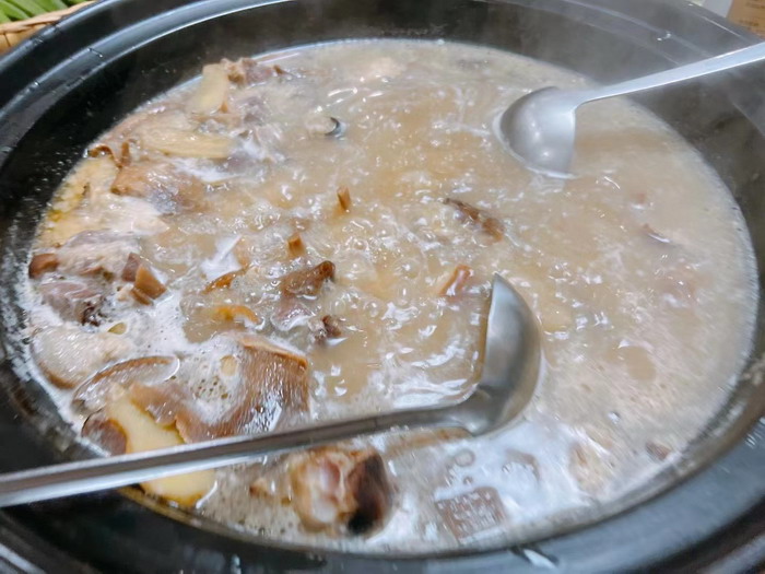 王茂金晚宴 茶肆街 酒肆街小酒吧 酒肆小酒館 酒肆小酒吧 汴河書院開講日 酒肆街小酒吧 醇島引領精釀市 深圳醇島啤酒有限公司董事長謝劭彬  水貝IBC 大廈 袁赫庭旅居康養小鎮 大灣區落地酒肆街 酒肆街小酒館項目係統概要 【酒肆街】品牌概況 酒吧街 商業街 人文商業 酒肆街消費模式 國潮產業 四季康養產業落地惠州  前海四季康養管理（深圳）有限公司 《貴山行旅》 《上河行旅》 《歡樂上河》 【酒肆街】 項目例行會議及產業投資洽談  動能智庫·酒肆街品牌管理（深圳）有限公司 戴欣明工作室 蔡恒兒工作室 動能智庫 茶產業