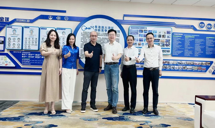 惠州酒肆街 東街草市 酒肆街，酒肆街小酒館定位 年輕人的社交圈 深圳酒肆街鎮  汴河書院 酒肆街·深圳簽約儀式 【酒肆街】團隊簽約羅湖水貝珠寶大廈 歡樂上河之【酒肆街】 酒肆深圳旗艦 紅色文旅小鎮 四季康養 鄉村振興 酒肆街 茶肆街 新媒體 文旅產業汕尾紅海灣 地產圓桌派 全球酒吧源酒肆 酒肆街小酒館 久康元酒 本草精釀 百師醫穀 四季康養落地重慶南川區 茶肆街 冷沙泉水乾豐茶 高山雲霧 永隆山麓上河來 冷沙泉水 南川乾豐鎮茶產業升級 前海四季康養管理（深圳）有限公司南川紀行 前海四季康養管理（深圳）有限公司總經理戴