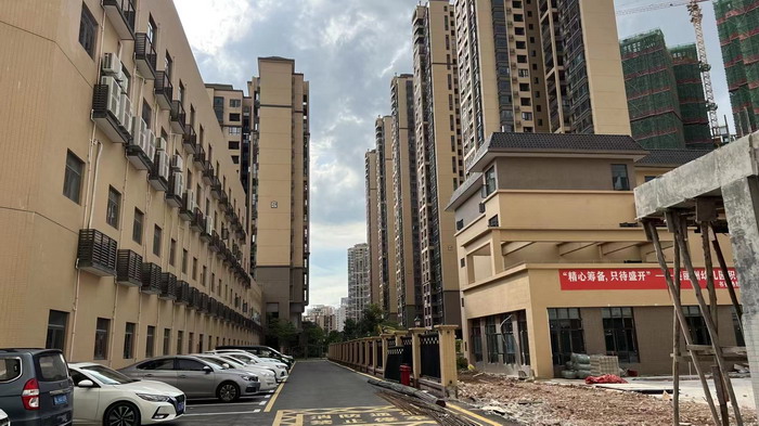 惠州酒肆街 東街草市 酒肆街，酒肆街小酒館定位 年輕人的社交圈 深圳酒肆街鎮  汴河書院 酒肆街·深圳簽約儀式 【酒肆街】團隊簽約羅湖水貝珠寶大廈 歡樂上河之【酒肆街】 酒肆深圳旗艦 紅色文旅小鎮 四季康養 鄉村振興 酒肆街 茶肆街 新媒體 文旅產業汕尾紅海灣 地產圓桌派 全球酒吧源酒肆 酒肆街小酒館 久康元酒 本草精釀 百師醫穀 四季康養落地重慶南川區 茶肆街 冷沙泉水乾豐茶 高山雲霧 永隆山麓上河來 冷沙泉水 南川乾豐鎮茶產業升級 前海四季康養管理（深圳）有限公司南川紀行 前海四季康養管理（深圳）有限公司總經理戴