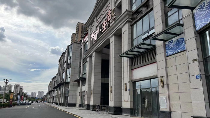 惠州酒肆街 東街草市 酒肆街，酒肆街小酒館定位 年輕人的社交圈 深圳酒肆街鎮  汴河書院 酒肆街·深圳簽約儀式 【酒肆街】團隊簽約羅湖水貝珠寶大廈 歡樂上河之【酒肆街】 酒肆深圳旗艦 紅色文旅小鎮 四季康養 鄉村振興 酒肆街 茶肆街 新媒體 文旅產業汕尾紅海灣 地產圓桌派 全球酒吧源酒肆 酒肆街小酒館 久康元酒 本草精釀 百師醫穀 四季康養落地重慶南川區 茶肆街 冷沙泉水乾豐茶 高山雲霧 永隆山麓上河來 冷沙泉水 南川乾豐鎮茶產業升級 前海四季康養管理（深圳）有限公司南川紀行 前海四季康養管理（深圳）有限公司總經理戴