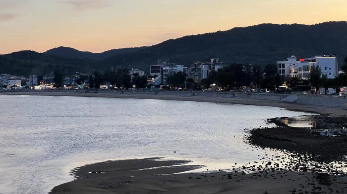 海水康養 東街草市 酒肆街，酒肆街小酒館定位 年輕人的社交圈 深圳酒肆街鎮  汴河書院 酒肆街·深圳簽約儀式 【酒肆街】團隊簽約羅湖水貝珠寶大廈 歡樂上河之【酒肆街】 酒肆深圳旗艦 紅色文旅小鎮 四季康養 鄉村振興 酒肆街 茶肆街 新媒體 文旅產業汕尾紅海灣 地產圓桌派 全球酒吧源酒肆 酒肆街小酒館 久康元酒 本草精釀 百師醫穀 四季康養落地重慶南川區 茶肆街 冷沙泉水乾豐茶 高山雲霧 永隆山麓上河來 冷沙泉水 南川乾豐鎮茶產業升級 前海四季康養管理（深圳）有限公司南川紀行 前海四季康養管理（深圳）有限公司總經理戴
