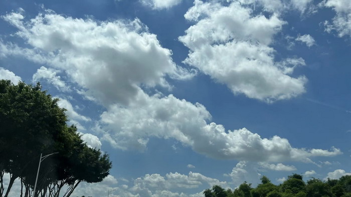 微醺經濟 上河坊酒肆街店 海水康養 東街草市 酒肆街，酒肆街小酒館定位 年輕人的社交圈 深圳酒肆街鎮  汴河書院 酒肆街·深圳簽約儀式 【酒肆街】團隊簽約羅湖水貝珠寶大廈 歡樂上河之【酒肆街】 酒肆深圳旗艦 紅色文旅小鎮 四季康養 鄉村振興 酒肆街 茶肆街 新媒體 文旅產業汕尾紅海灣 地產圓桌派 全球酒吧源酒肆 酒肆街小酒館 久康元酒 本草精釀 百師醫穀 四季康養落地重慶南川區 茶肆街 冷沙泉水乾豐茶 高山雲霧 永隆山麓上河來 冷沙泉水 南川乾豐鎮茶產業升級 前海四季康養管理（深圳）有限公司南川紀行 前海