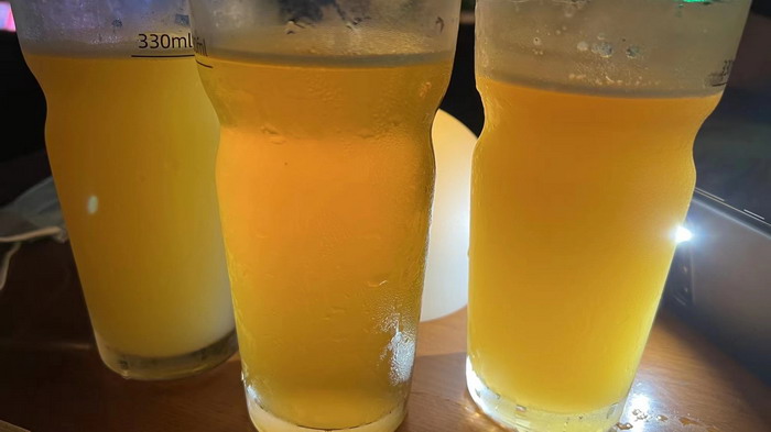 東街草市 酒肆街，酒肆街小酒館定位 年輕人的社交圈 深圳酒肆街鎮  汴河書院 酒肆街·深圳簽約儀式 【酒肆街】團隊簽約羅湖水貝珠寶大廈 歡樂上河之【酒肆街】 酒肆深圳旗艦 紅色文旅小鎮 四季康養 鄉村振興 酒肆街 茶肆街 新媒體 文旅產業汕尾紅海灣 地產圓桌派 全球酒吧源酒肆 酒肆街小酒館 久康元酒 本草精釀 百師醫穀 四季康養落地重慶南川區 茶肆街 冷沙泉水乾豐茶 高山雲霧 永隆山麓上河來 冷沙泉水 南川乾豐鎮茶產業升級 前海四季康養管理（深圳）有限公司南川紀行 前海四季康養管理（深圳）有限公司總經理戴