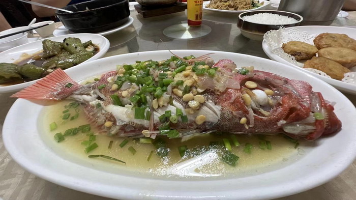 東街草市 酒肆街，酒肆街小酒館定位 年輕人的社交圈 深圳酒肆街鎮  汴河書院 酒肆街·深圳簽約儀式 【酒肆街】團隊簽約羅湖水貝珠寶大廈 歡樂上河之【酒肆街】 酒肆深圳旗艦 紅色文旅小鎮 四季康養 鄉村振興 酒肆街 茶肆街 新媒體 文旅產業汕尾紅海灣 地產圓桌派 全球酒吧源酒肆 酒肆街小酒館 久康元酒 本草精釀 百師醫穀 四季康養落地重慶南川區 茶肆街 冷沙泉水乾豐茶 高山雲霧 永隆山麓上河來 冷沙泉水 南川乾豐鎮茶產業升級 前海四季康養管理（深圳）有限公司南川紀行 前海四季康養管理（深圳）有限公司總經理戴