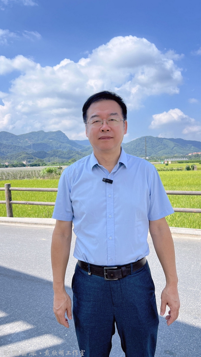 鄉村振興項目如何包裝定位，用戴氏七產融合模式走出誤區，中國著名戰略定位策劃家、七產融合模式的創立者戴欣明在增城派潭四季康養水果基地《定風波·包裝鄉村振興七產路》