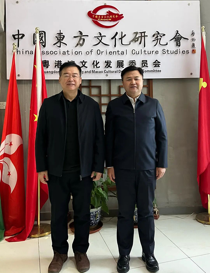 2026年1月9日，動能智庫·汴河書院院長戴欣明一行到訪中國東方文化研究會粵港澳文化工作委員會，雙方圍繞傳統文化傳承創新、灣區文化產業融合發展等議題深入交流，在文旅品牌打造、非遺活化等領域達成合作共識。戴欣明院長分享“智庫+資本”雙輪驅動理念並贈送著作《迭學》，雙方將攜手打造文化賦能產業標杆項目，助力大灣區文化事業與產業繁榮